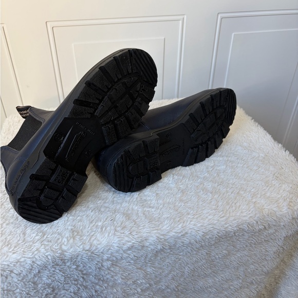 Blundstone Dark Blue Leather Chelsea Boots - Picture 7 of 8
